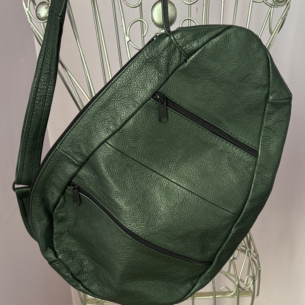 Rare Sling bag Green Leather -immaculate
